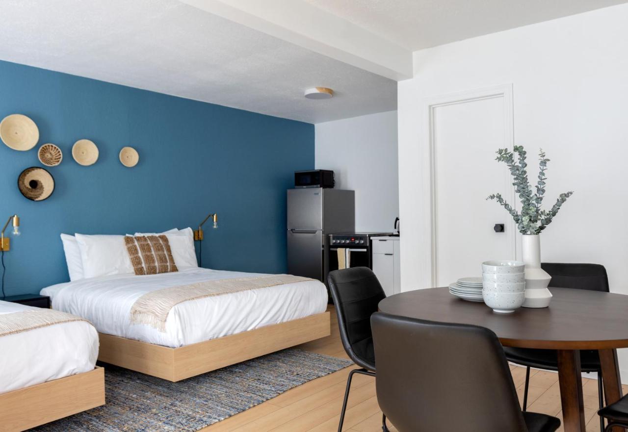 Kettle Valley Motel 4*